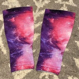 NWOT Galaxy Print Compression Recovery Calf Sleeves 20-30mmHg